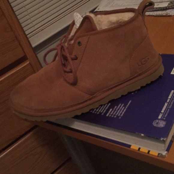 Ugg boots - Picture 2 of 2